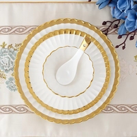 Service de table en céramique réutilisable, écologique, minimaliste moderne, avec incrustations dorées, style luxe léger, pour usage domestique, comprenant un plat peu profond et une assiette creuse