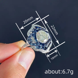 Anello con Diamante A054 in Oro Bianco, Taglio Brillante Rotondo, Diamante Naturale Colore D, Gioiello da Donna per Fidanzamento - Product Image 4