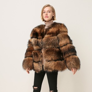 Y1874 हॉट सेलिंग असली प्राकृतिक रैकून फर बुलबुला कोट - Product Image 1