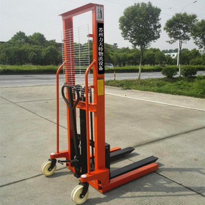 Apilador Hidráulico Manual de 1 y 2 Toneladas para Uso en Talleres y Almacenes - Product Image 1