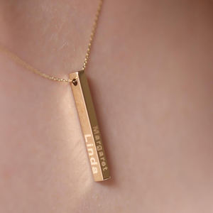 सोने की बार हार का व्यक्तिगत नाम मार्गार्नेट उत्कीर्ण ऊर्ध्वाधर पेंडेंट गहने उसके लिए अद्भुत उपहार बनाता है - Product Image 3