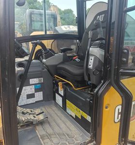 Mini Escavadora Caterpillar Cat 302.7 Usada Mais Vendida Equipamento Agrícola de Alta Qualidade Motor Cat 302 - Product Image 6