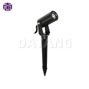 Projecteur LED extérieur étanche IP65 en aluminium pour l'éclairage des jardins et des pelouses, installation facile au sol ou sur poteau - Product Image 3