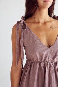 Robe longue en lin naturel confortable et légère pour femmes, lavable, sexy, col en V, robe d'été évasée, bretelles spaghetti - Product Image 3