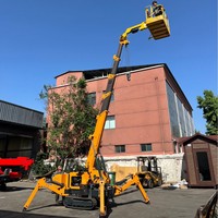 Grue araignée chenillée hybride (électrique et thermique) à bras télescopique pliable pour opérations en espaces étroits, portée de travail 15,8 m