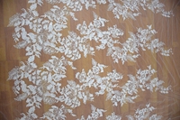 Nouvelle fleur blanche brodée mariage perles de mariée paillettes robes glamour HY1011-2