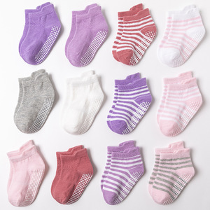 Chaussettes antidérapantes pour tout-petits avec pince <span class=keywords><strong>12</strong></span> paires de chaussettes antidérapantes pour garçons et filles pour bébés chaussettes pour enfants de 1 à 7 ans - Product Image 1