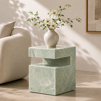 Table console moderne personnalisable en quartzite Esmeralda de Cammy Stone pour petits salons et chambres à coucher, fabriquée à la main