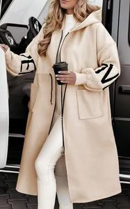 Venta al por mayor de las mujeres de otoño e invierno de retazos largo con capucha chaqueta cortavientos con cremallera y bolsillo - Product Image 3