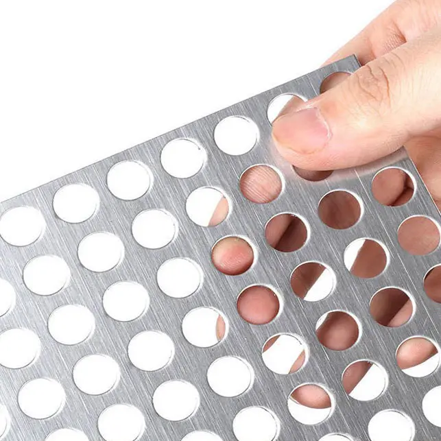 Round Hole Punched Plate Sheet Panel Carbon Stainless Screen Panel Perforated Sheets Good Quality Hole Punching Metal Steel Mesh