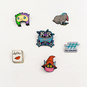 Smalto cuore moderno personalizzato per spilla distintivo non minimo Hard Soft Cartoon Anime produttori di Anime Oneway Ena - Product Image 3