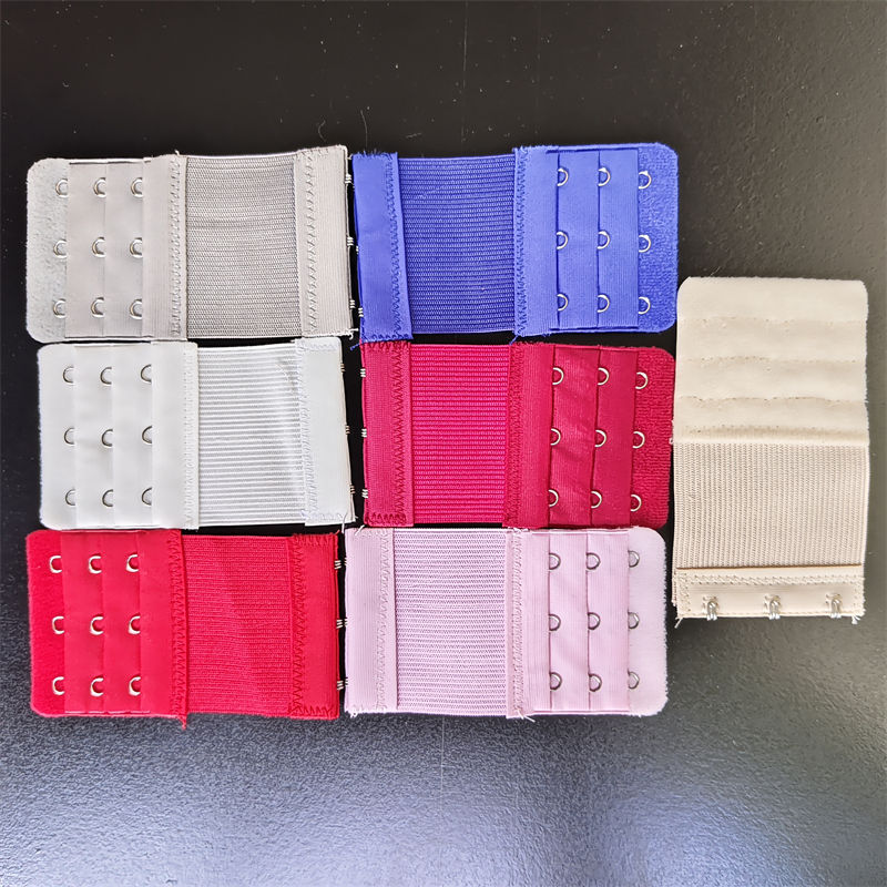 Beige - Boucle à trois rangs avec élastique