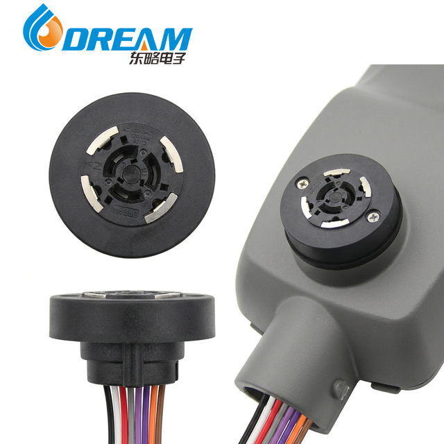 DREAM ANSI C136.41 NEMA 7-Pin Dimming Receptacle for Smart LED Street Light Control