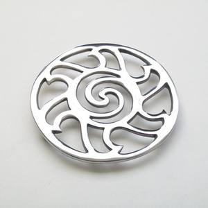 Dessous de plat en fonte d'aluminium argenté pour cuisine et salle à manger Plat chaud décoratif romantique - Product Image 6