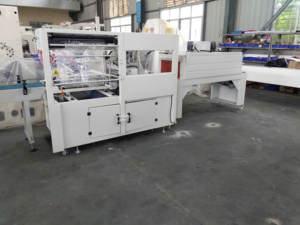 Machine d'emballage sous film rétractable automatique <span class=keywords><strong>pour</strong></span> serviettes de <span class=keywords><strong>cuisine</strong></span> en rouleau Maxi, certifiée CE, idéale <span class=keywords><strong>pour</strong></span> les petites entreprises, à bon prix - Product Image 2