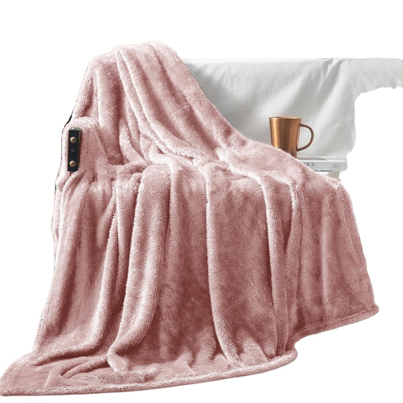 This Extra large Soft Fluffy and
