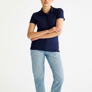 T-shirt décontracté en jersey tricoté respirant à manches courtes de couleur unie pour femme - Product Image 1