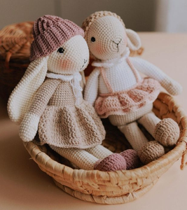 Conejito <span class=keywords><strong>de</strong></span> Orejas Largas Tejido a Mano al por Mayor con Lindo Sombrero y Ropa para Niños, Amigurumi <span class=keywords><strong>de</strong></span> Algodón, Regalos <span class=keywords><strong>de</strong></span> Cumpleaños para Niños - Product Image 1