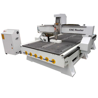 Routeur CNC Classique 1325 pour le bois / Machine de fabrication de meubles 4*8 pieds avec table à vide ou rainure en T et pompe à vide 5,5 kW / Rail carré HIWIN
