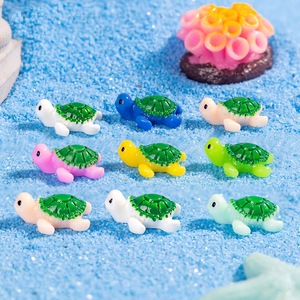 Nouveaux Ornements Miniatures Populaires pour Micro-Paysages : Accessoires de Décoration Tortue Marine en Résine DIY - Product Image 1