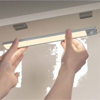 Luz LED avec détecteur de mouvement Lumière d'escalier sans fil et capteur de penderie Tension d'entrée 5V Lumières d'armoire de cuisine