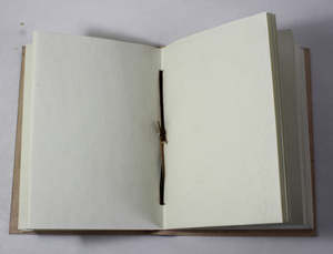 Journal en cuir A5 de haute qualité avec logo personnalisé Agenda en cuir à couverture rigide de haute qualité pour la rédaction de cahiers - Product Image 4