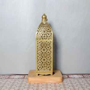 Lámparas y Faroles <span class=keywords><strong>LED</strong></span> Huecos de Metal Blanco y Dorado al por Mayor, Farol Decorativo Marroquí para Ramadán, Decoraciones de Ramadán EID Mubarak - Product Image 4