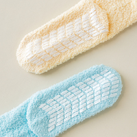 Chaussettes d'hiver antidérapantes en peluche pour femmes et filles, douces, confortables, chaudes, avec picots, épaisses, thermiques, moelleuses, pour la maison