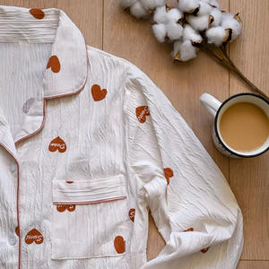 Conjunto de <span class=keywords><strong>Pijama</strong></span> Personalizado para Mujer, Otoño <span class=keywords><strong>Invierno</strong></span>, Manga Larga, Cárdigan, Pantalones, Estampado de Amor, Estilo <span class=keywords><strong>Burbuja</strong></span> Arrugada, para Uso en el Hogar - Product Image 4