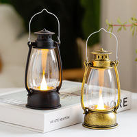 Petite lampe à pétrole miniature, veilleuse, modèle miniature pour maison de poupée, lampe à pétrole rétro LED