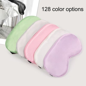 <span class=keywords><strong>Masque</strong></span> pour les yeux <span class=keywords><strong>de</strong></span> <span class=keywords><strong>nuit</strong></span> bleu marine en soie douce personnalisé avec bandeau élastique pour le sommeil soyeux respirant pour cadeau <span class=keywords><strong>de</strong></span> mariage <span class=keywords><strong>de</strong></span> voyage - Product Image 4