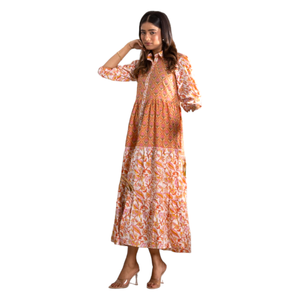 Vestido Blanco con Parches Estilo Mostaza para Mujer, con Cierre de Botones y Cuello, Diseño de Tres Capas con Vuelo para un Look Casual y Elegante - Product Image 1