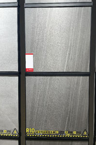 China Carreaux Plein Masse 60x60 Azulejos de porcelana gris oscuro resistentes antideslizantes para piso - Product Image 2