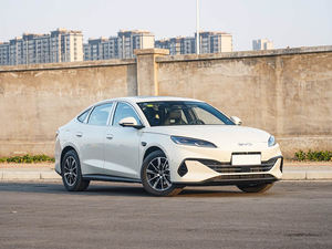 BYD Seal 06 2025 DM-i Édition Pilot 80K`M Premium 1098 Parfait pour <span class=keywords><strong>les</strong></span> trajets quotidiens, <span class=keywords><strong>les</strong></span> sorties en famille et <span class=keywords><strong>les</strong></span> voyages sur de moyennes distances. - Product Image 3