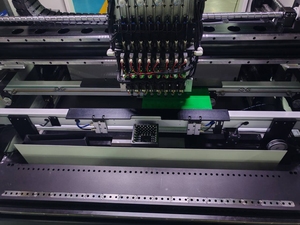 สายการผลิต SMD อัตโนมัติเต็มรูปแบบ Qihe รุ่น QM81 เครื่องวางชิป <span class=keywords><strong>LED</strong></span> เครื่องหยิบและวางชิ้นส่วน - Product Image 5
