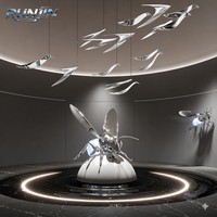 RUNJIN RJ-260 160cm Sculpture d'art en métal en forme de goutte d'eau, motif Koi, polissage miroir, moderne, pour intérieur, en acier inoxydable, forgée à la main, poisson suspendu