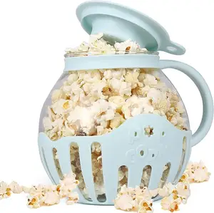 Il coperchio 3-in-1 misura i chicchi e scioglie il burro, Popcorn per microonde Micro-Pop con vetro a temperatura sicura