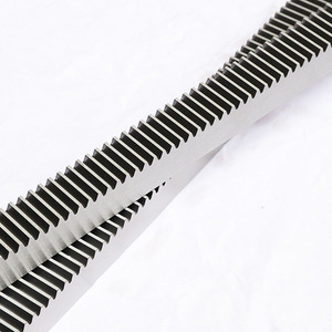 Engranaje recto o helicoidal de alta calidad, engranaje redondo M1 M1.5 M2 M2.5 M3 M4 M5 M6 M8 M10 M12 M14 M16 M18 M20 M24 CNC Gear Rack - Product Image 1