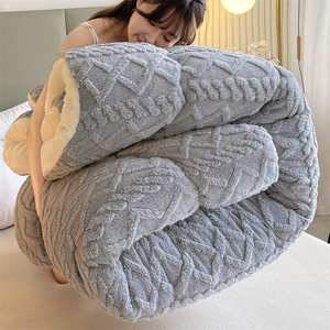 Bộ chăn ga gối đệm lông cừu dày dặn ấm áp mềm mại sang trọng cho nhà ở khách sạn - Product Image 1