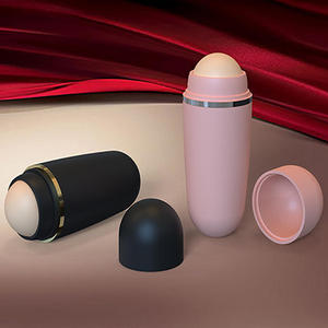 1 pièce Rouleau absorbant l'excès de sébum pour le visage, en pierre volcanique, lavable, outil de soin et de maquillage pour éliminer l'huile cutanée - Product Image 1