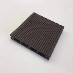 Più nuovo di produzione wpc bassa manutenzione di Plastica di Legno Composito/WPC Decking / WPC Pavimentazione