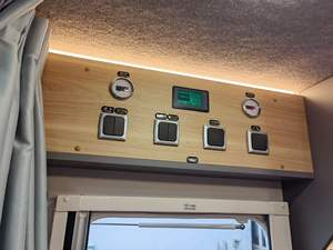 Camper 4x4 économique, <span class=keywords><strong>camping</strong></span>-<span class=keywords><strong>car</strong></span> 6 places <span class=keywords><strong>avec</strong></span> espace de vie spacieux, <span class=keywords><strong>camping</strong></span>-<span class=keywords><strong>car</strong></span> 4x4 haut de gamme pour voyages en famille et aventures - Product Image 2