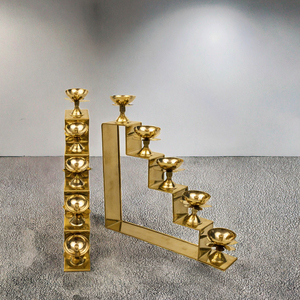 Support de lampe à huile géométrique industriel multi-niveaux Deepam à cinq marches en laiton, fait main, traditionnel, pour Pooja Diya, temple domestique, festival - Product Image 2