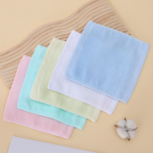 Serviettes de toilette pour enfants en coton super doux de qualité supérieure, haute absorption, petite <span class=keywords><strong>serviette</strong></span> carrée pour la <span class=keywords><strong>maternelle</strong></span> et l'école - Product Image 1