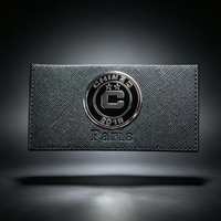 Étiquette en métal avec logo en relief en cuir PU personnalisé pour vêtements, jeans