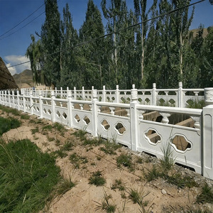 Balaustres Decorativos Modernos para Exteriores, Personalizables <span class=keywords><strong>en</strong></span> Color, para Escaleras de Jardín y Parque, de Alta Gama, de Piedra y Cemento, con Protección de Seguridad - Product Image 2