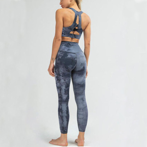 Logotipo personalizado Tie Dye Mujeres Yoga Sets Yoga Suit Set para mujeres Gimnasio al aire libre Fitness Wear - Product Image 4