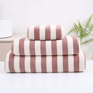 Ensemble de serviettes absorbantes épaisses pour adultes en polaire corail à larges rayures, douces et non pelucheuses, pour le visage et usage domestique - Product Image 6