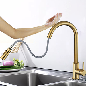 Rubinetto da <span class=keywords><strong>Cucina</strong></span> con Sensore Touch Intelligente in Acciaio Inox 304, Finitura <span class=keywords><strong>Oro</strong></span> Spazzolato, <span class=keywords><strong>Miscelatore</strong></span> Estraibile - Product Image 5