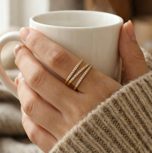 แหวนกันน้ำไม่หมอง 14k 18k ชุบทอง PVD แฟชั่น แหวนสแตนเลส 316L สำหรับผู้หญิง - Product Image 1